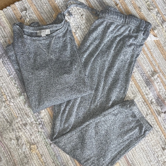 LOFT Other - LOFT Sleep Heather Gray Long Sleeve / Pants Pajama Set Size Small